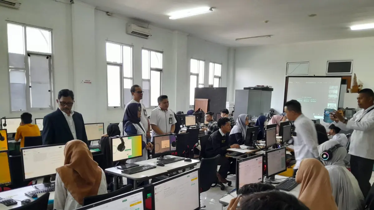 FOKUS: Para calon mahasiswa baru mengikuti Ujian Masuk Perguruan Tinggi Keagamaan Islam Negeri (UM PTKIN) di UIN Maulana Malik Ibrahim Malang pada tahun lalu.