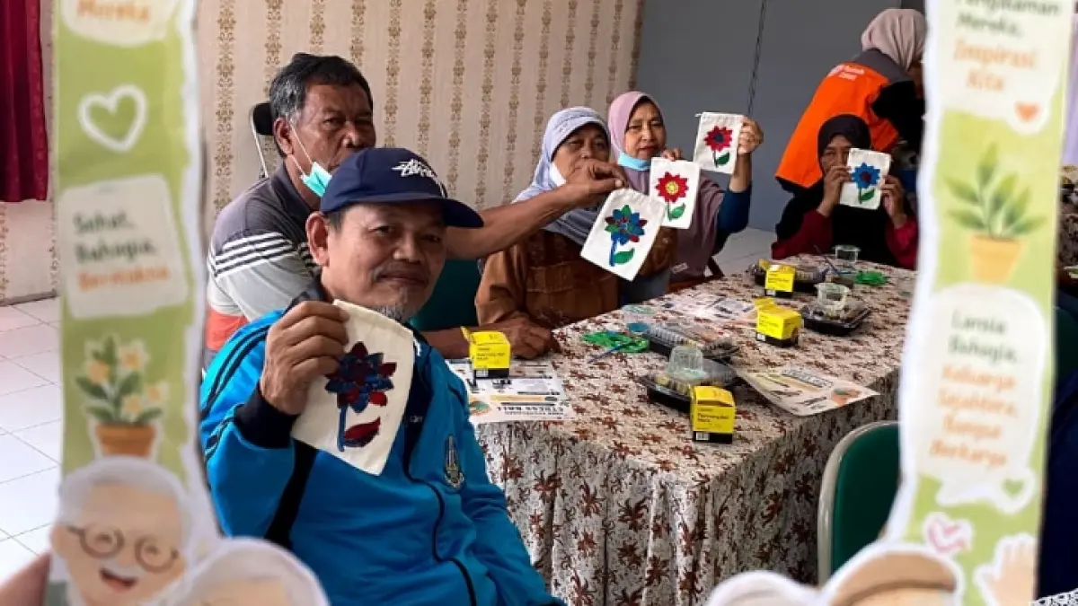 KREATIF: Kelas Lansia yang digelar di Puskesmas Ciptomulyo, Kota Malang.