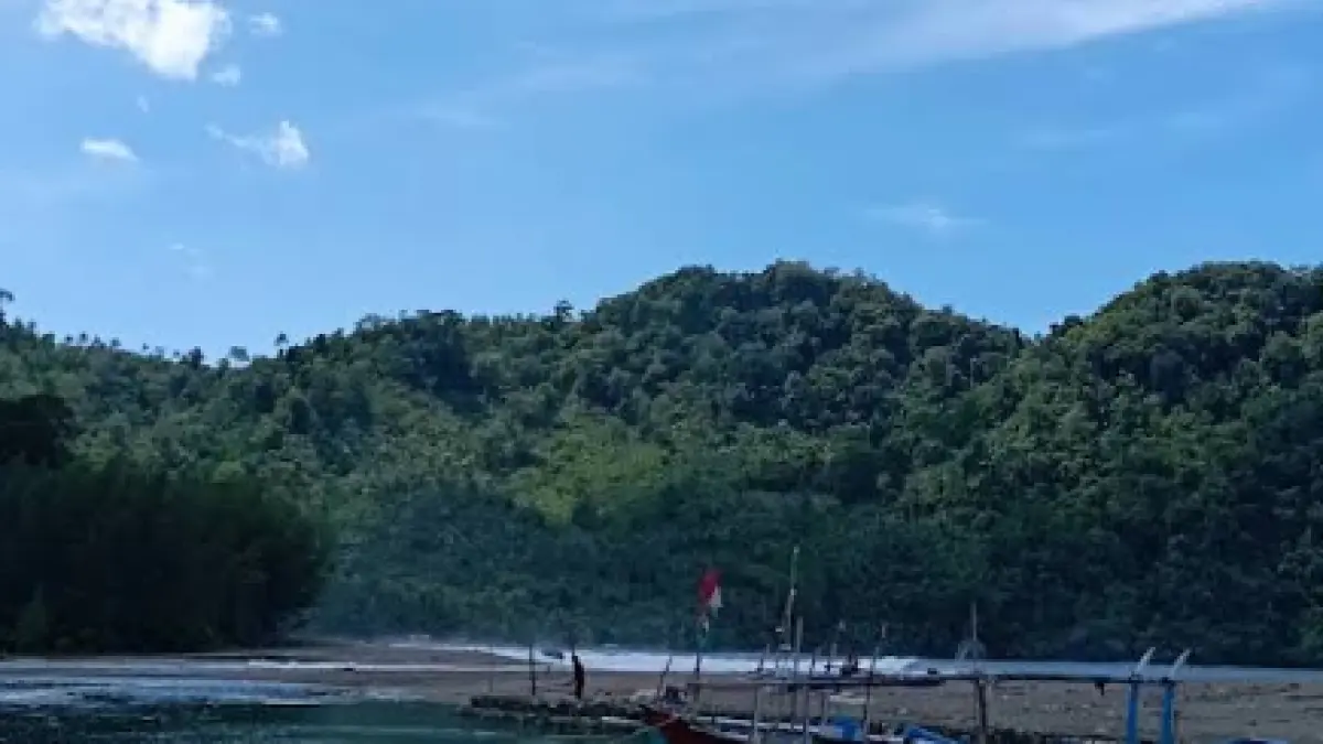 Pantai Sipelot (Sumber: Gmaps RIRI)