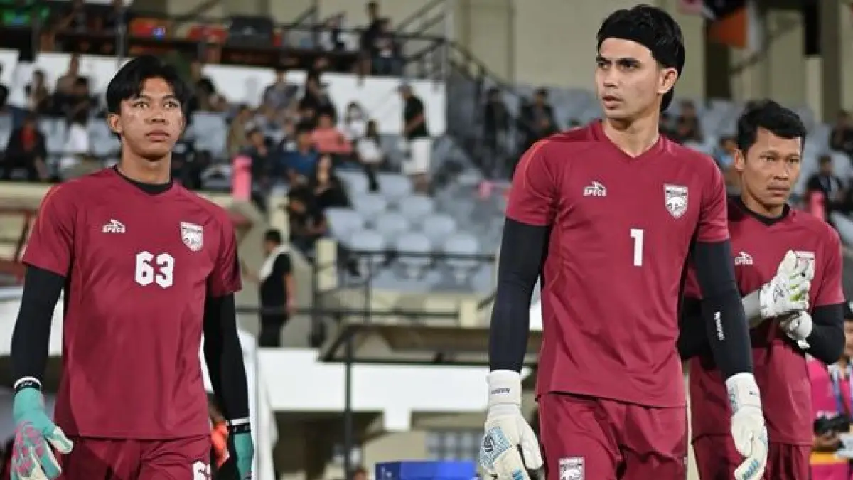 SIAP BERLAGA: Dari kiri, Daffa Fasya, Nadeo Argawinata, dan Syahrul Trisna. Nama terakhir itu dikabarkan jadi bidikan Arema FC.