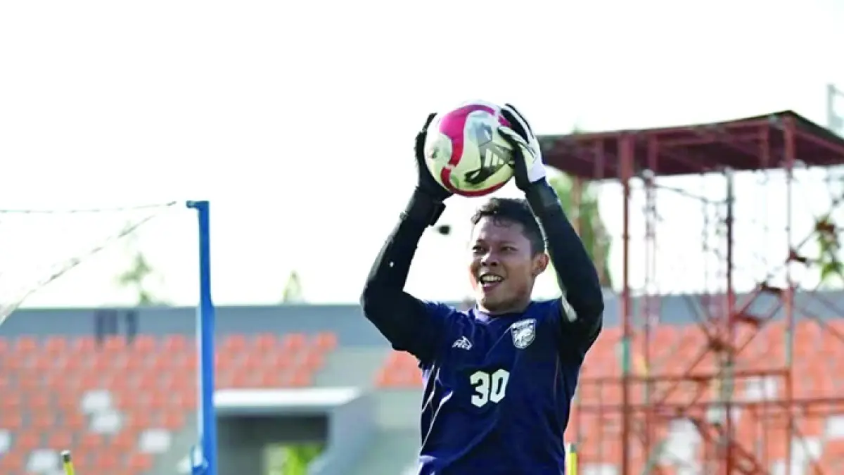JADI BIDIKAN: Syahrul Trisna menjalani sesi latihan bersama Borneo FC di Stadion Segiri, Samarinda, beberapa waktu lalu.