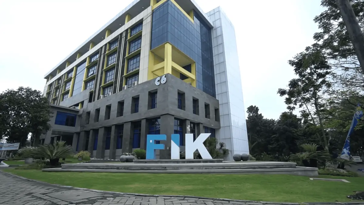 Fakultas Ilmu Keolahragaan Universitas Negeri Malang (Sumber: Youtube FIK UM)