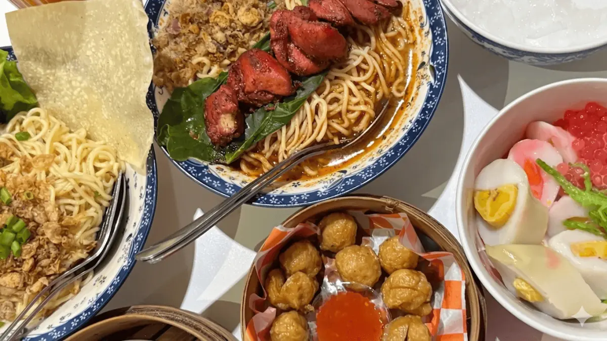 Rekomendasi kuliner Kayutangan untuk wisata malam di Malang