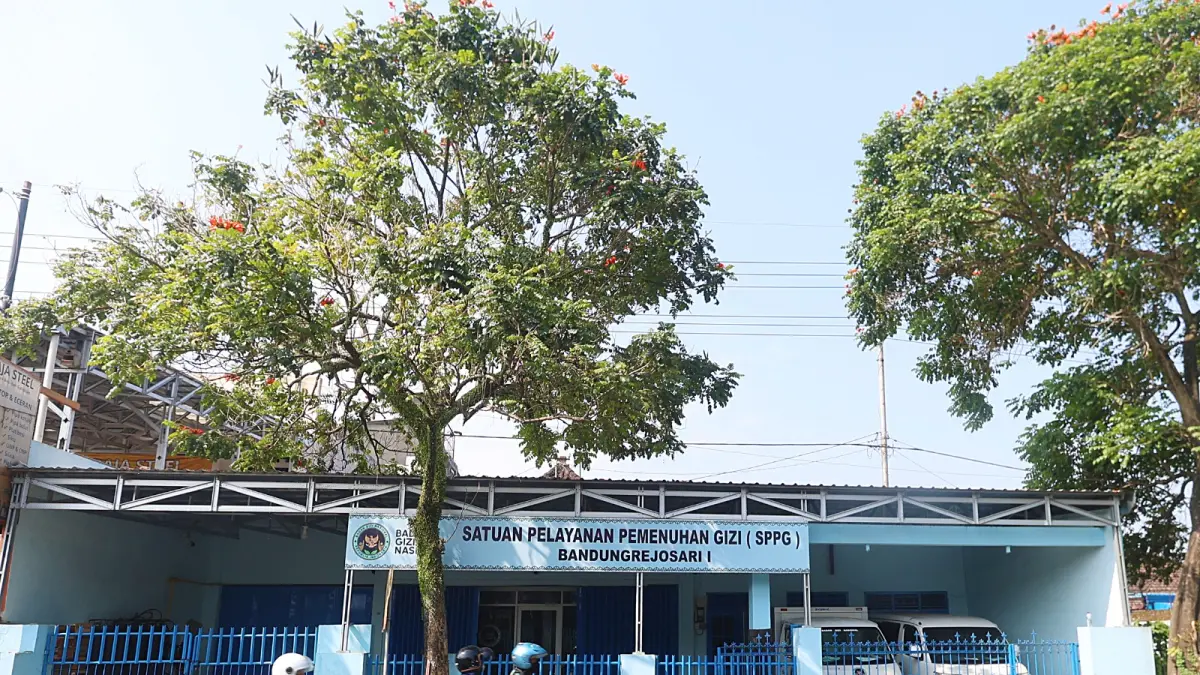 WAJIB PENUHI SYARAT: SPPG Bandungrejosari 1 menjadi salah satu dapur MBG yang tergolong baru di Kota Malang. (Darmono/Radar Malang)