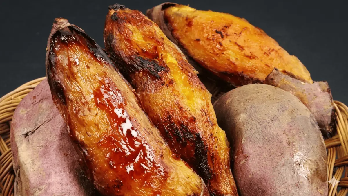 Kuliner Malang Viral Ubi Bakar Cilembu. (RRI / Google)