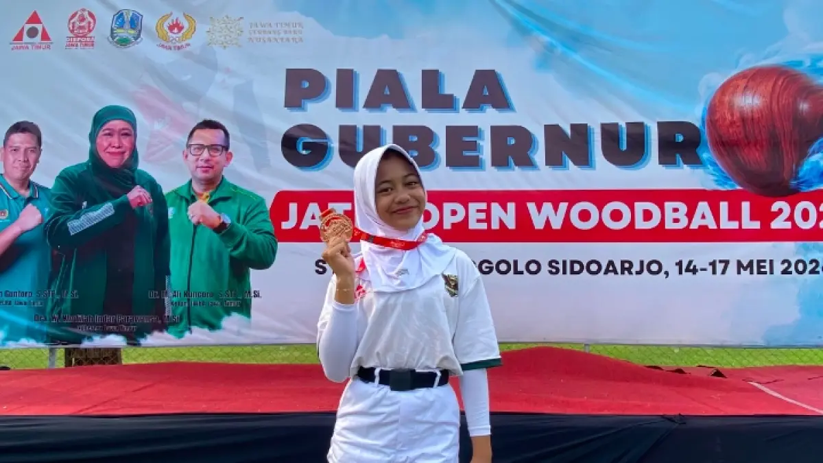 GEMILANG: Siswi berprestasi MTsN 4 Malang, Najwa G berhasil meraih medali dalam Kejuaraan Woodball Piala Gubernur Jawa Timur