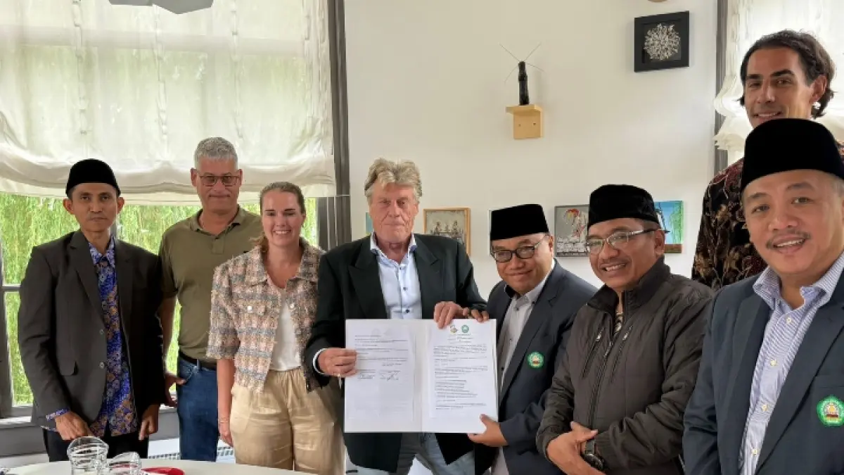 KERJA SAMA: Memorandum of Agreement (MoA) antara UNISMA dengan Wise Use International B.V. dan Tauros Media Nederland B.V. di Belanda, 5 Juni 2026.
