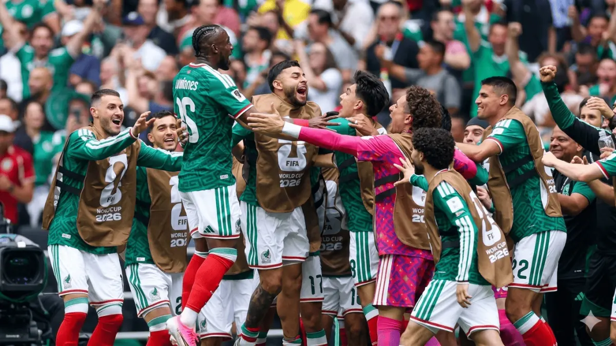 Meksiko Menang 2-0 atas Afrika Selatan. (Harian Disway / Google)