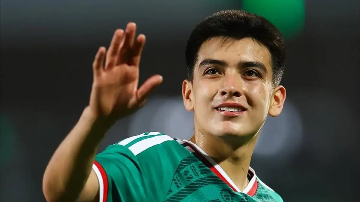 BINTANG BARU: Gilberto Mora yang kini membela Timnas Meksiko di Piala Dunia 2026 pada usia 17 tahun.