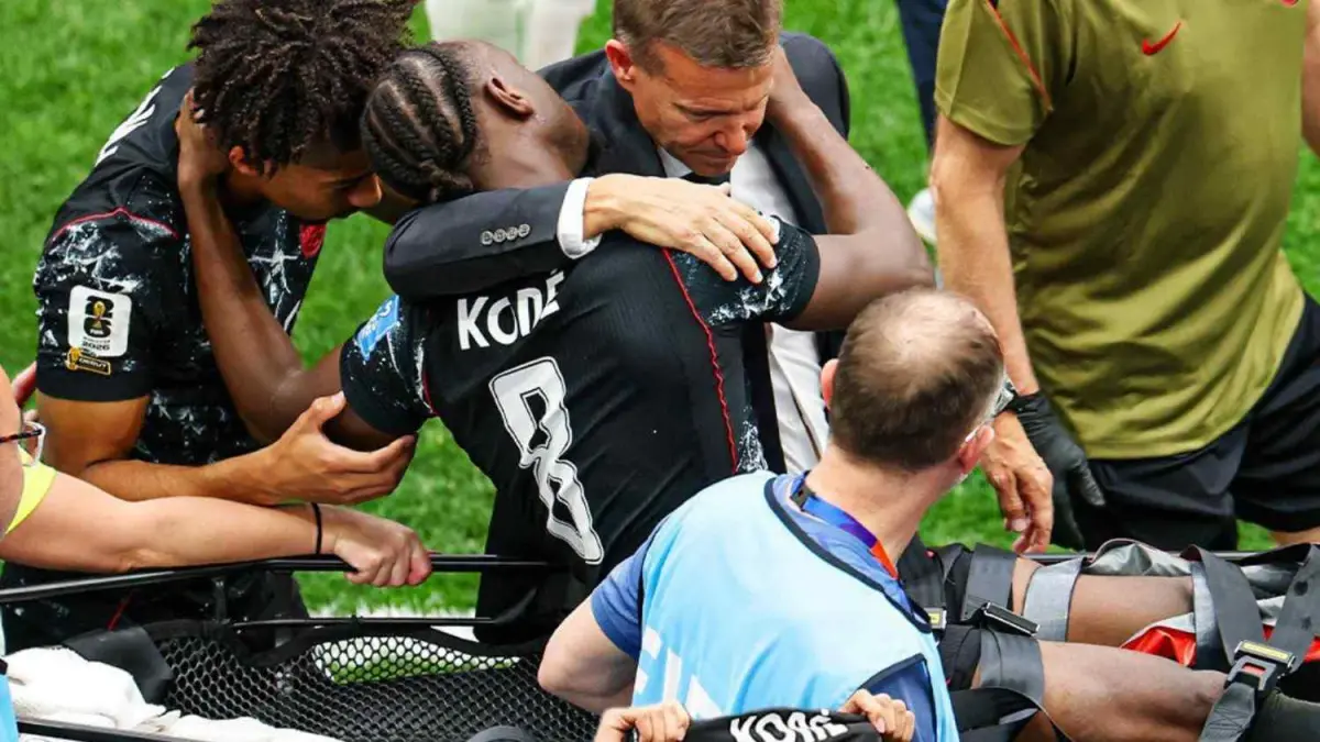 Ismael Koné mengalami patah  tulang saat melawan Qatar (instagram/433)