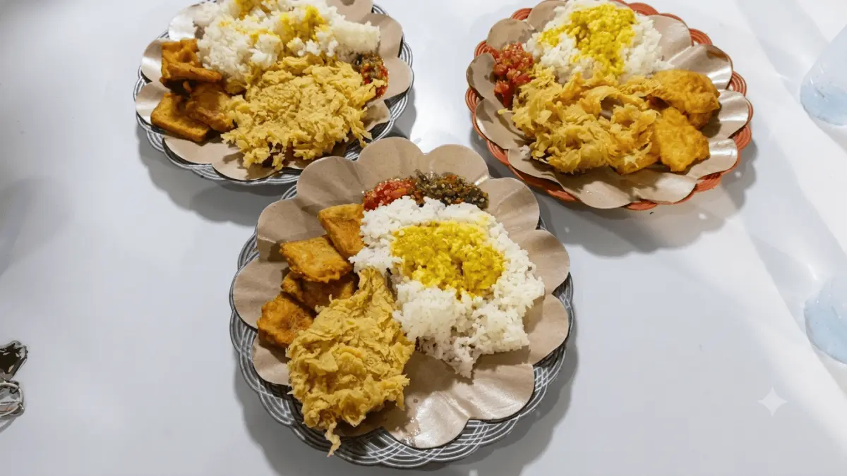 Ayam dan Bebek Goreng Favorit Kantong Mahasiswa. (Maulana / Google Maps)