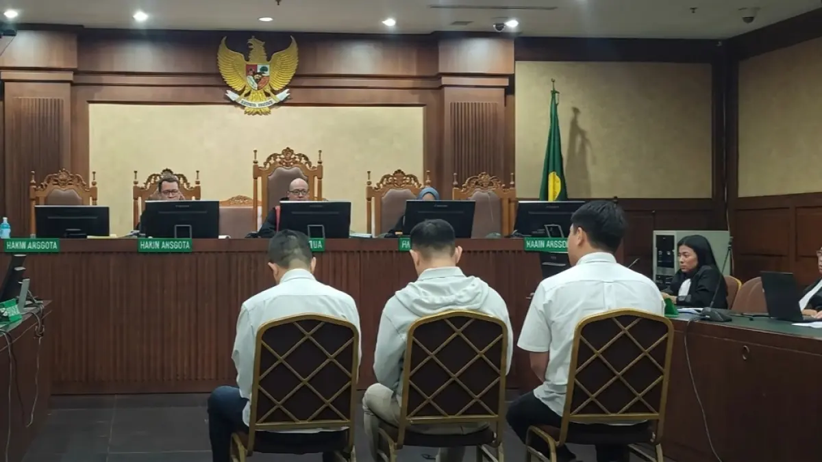 SIDANG TUNTUTAN: Tiga Bos Blueray Cargo Dituntut Penjara 3 dan 2,5 Tahun Penjara Kasus Suap Bea Cukai (Sumber: Istimewa).