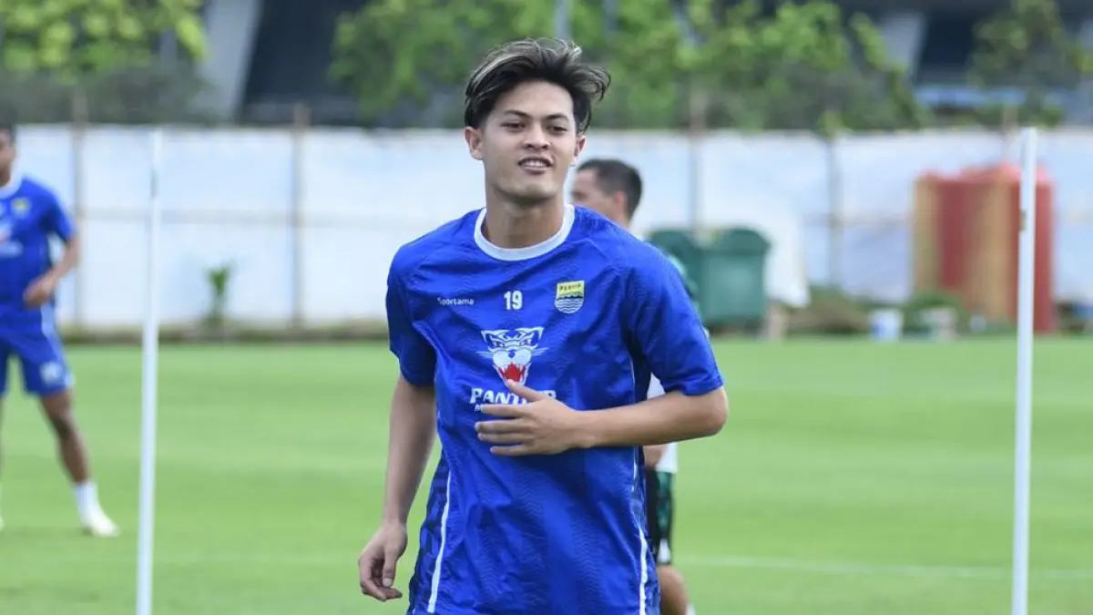 Alfeandra Dewangga berlatih bersama Persib Bandung. (Dokumen Persib Bandung)