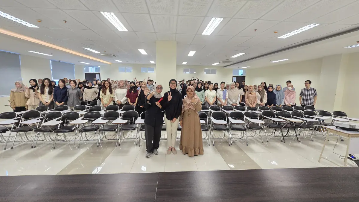 TINGKATKAN KOMPETENSI: Suasana kuliah tamu di FKG Universitas Brawijaya.