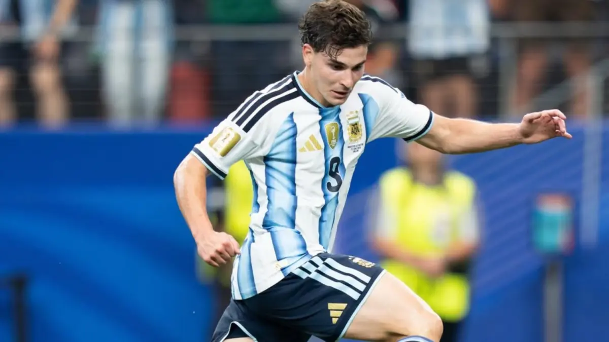 Julian Alvarez saat membela timnas Argentina (instagram/juliaanalvarez)