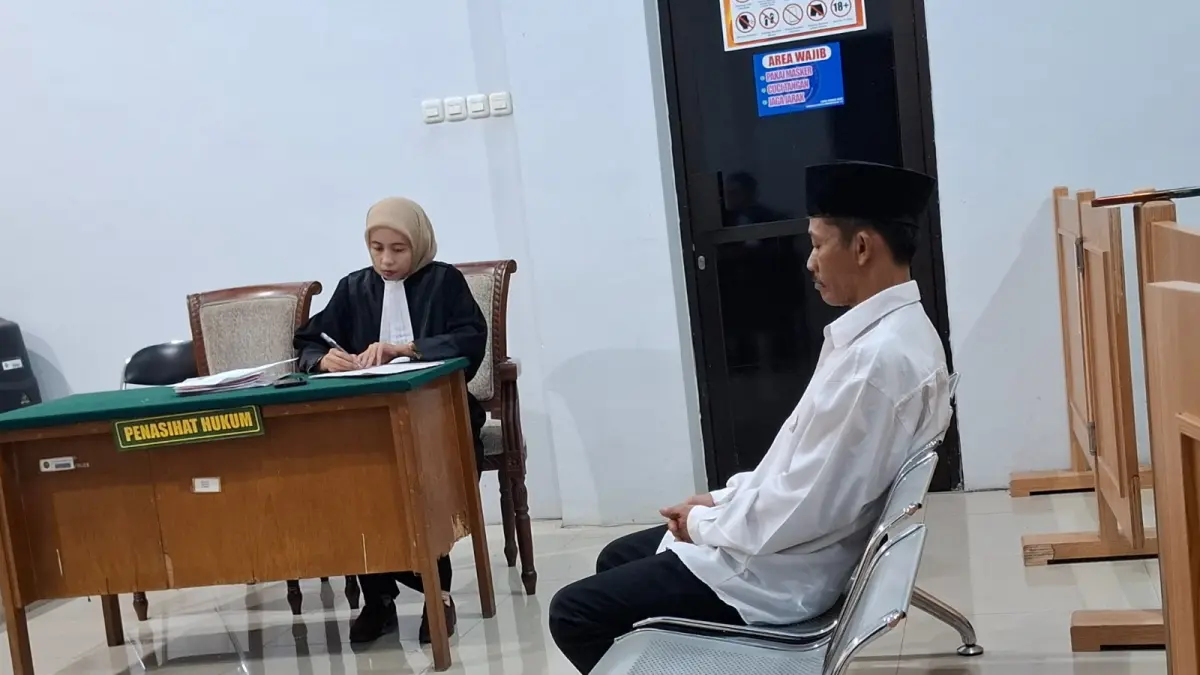 Terdakwa menjalani sidang di Pengadilan Negeri Kepanjen
