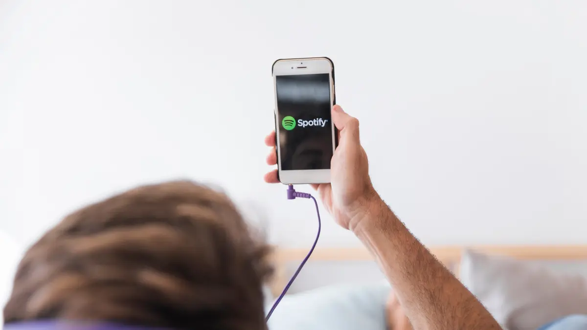 Spotify mencatat peningkatan jangkauan musik Indonesia, dengan karya musisi lokal semakin banyak didengarkan oleh pengguna dari berbagai negara. (freepik)