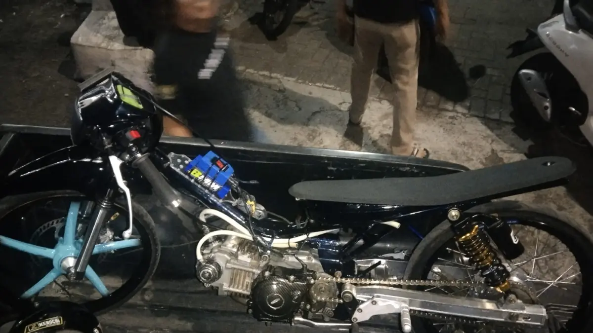 DIAMANKAN: Motor modifikasi yang biasa dipakai balapan liar di Malang.