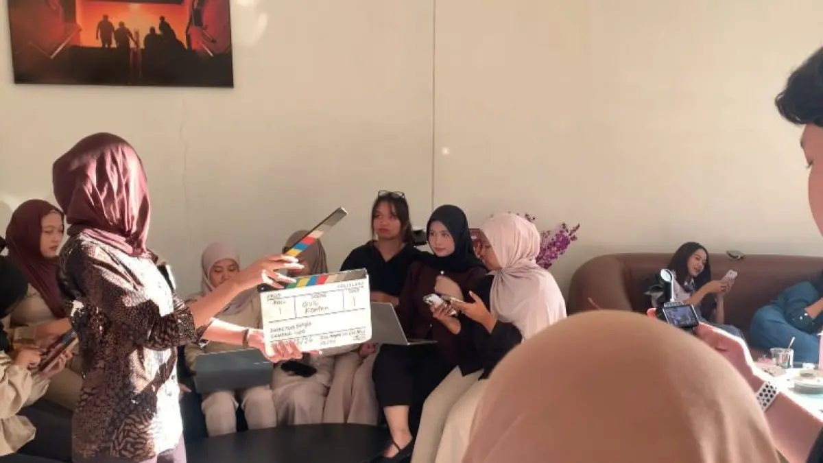 KREATIF: Salah satu kegiatan Project Ujian Akhir Semester (UAS) dari Vokasi UB.