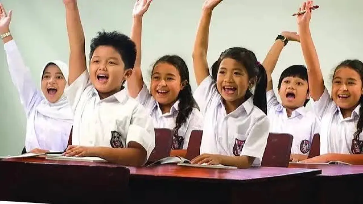 Siswa aktif di kelas (Sumber: Universitas Airlangga)