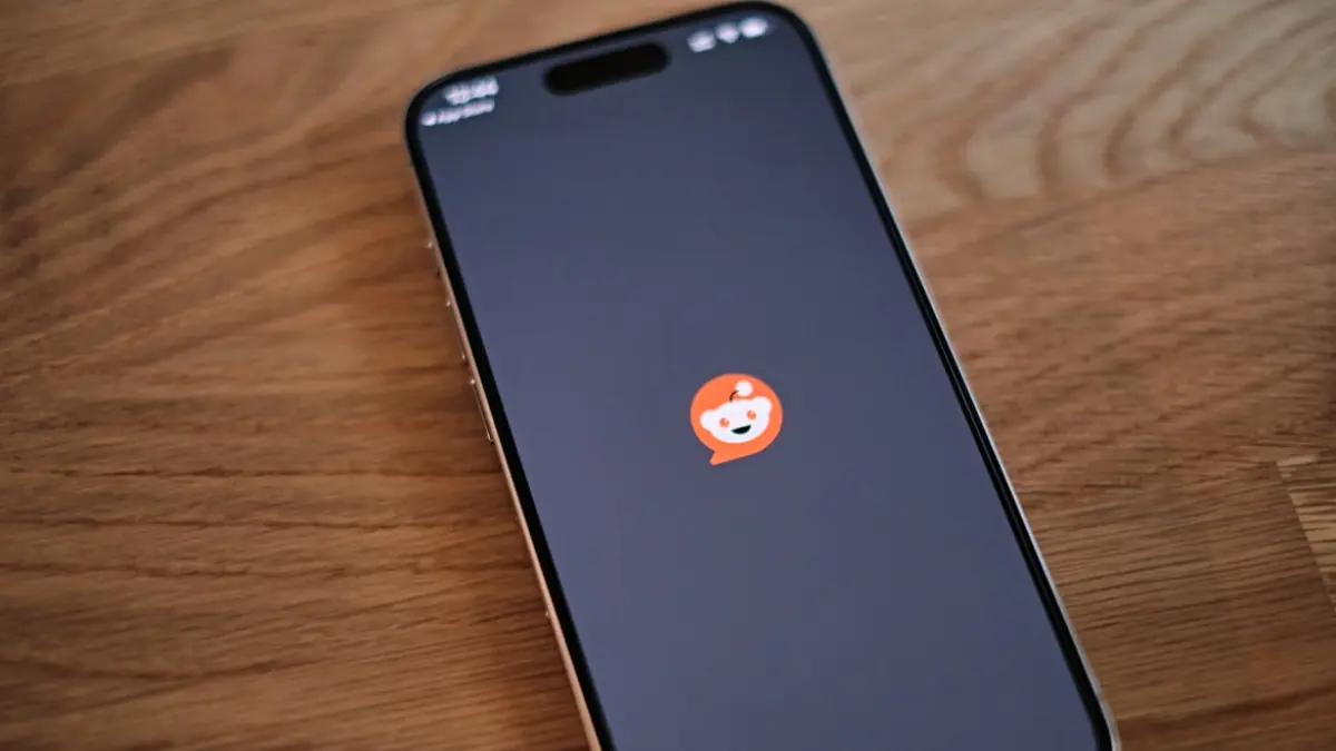 Ilustrasi Reddit (Sumber: Unsplash/appshunter.io)