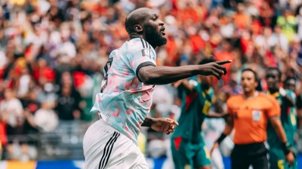 Romelu Lukaku saat cetak gol ke gawang Senegal. (Instagram/@belgianreddevils)