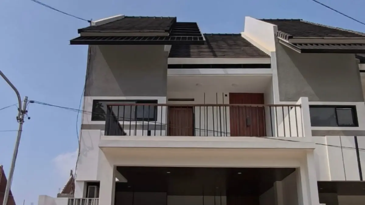 INVESTASI: Satu unit rumah kos di Graha Agung Highland.