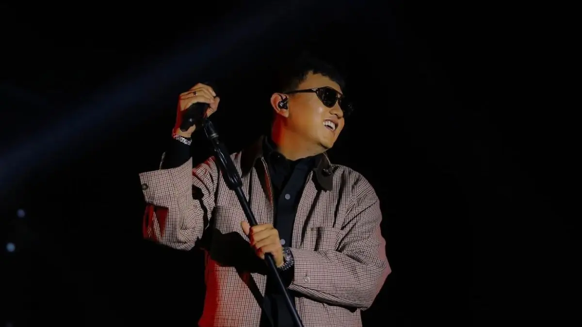 Foto konser Denny Caknan di acara soft-launching SUBEC (Sumber: @tourism.surabaya/Instagram)
