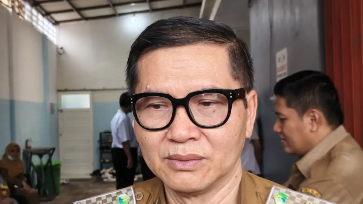 TINGKATKAN PENCEGAHAN: Kepala Dinkes Kota Malang dr Husnul Muarif menyampaikan hasil deteksi penyakit HIV sepanjang 2026 ini. (Andika Satria Perdana/Radar Malang)