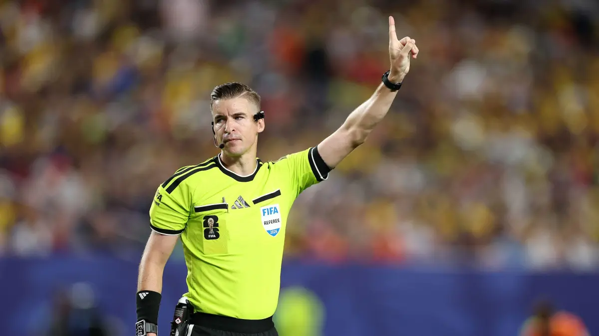 WASIT FRANCOIS LETEXIER: Picu Kontroversi usai Laga Argentina vs Mesir (Sumber: X).