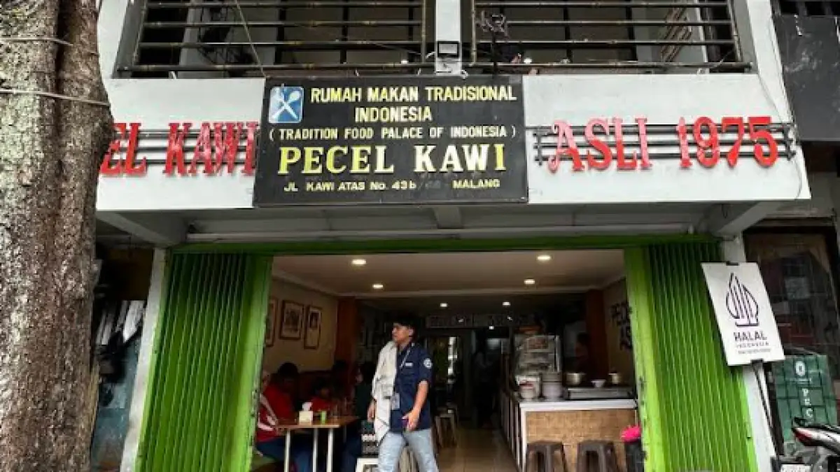 Rumah Makan Pecel Kawi Hj. Musilah Asli 1975 telah menjadi salah satu destinasi kuliner legendaris di Kota Malang (Google Maps @Ririn Widaryani)