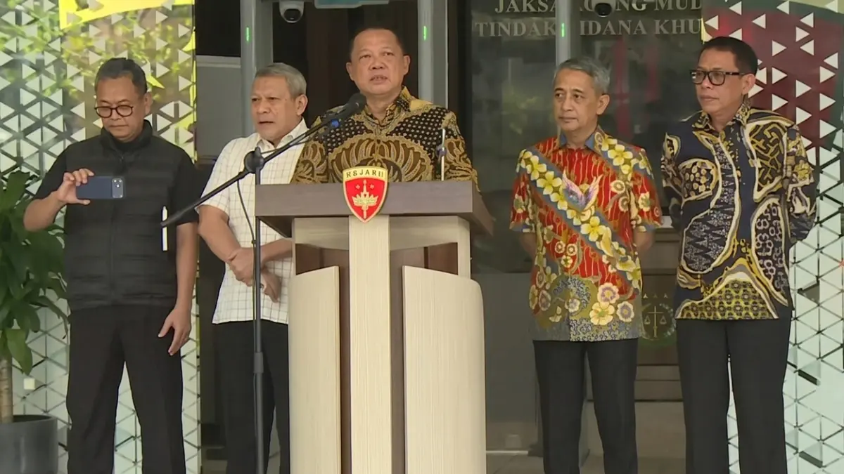 KONFERENSI PERS: Jampidsus Buka Suara usai Namanya Dikaitkan dengan Penggeledahan Polisi terkait Kasus Dugaan Korupsi Batu Bara (Sumber: Istimewa).