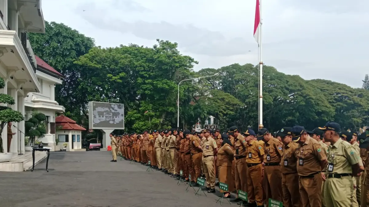 SIAP: Jajaran ASN Pemkot Malang dalam sebuah upacara.