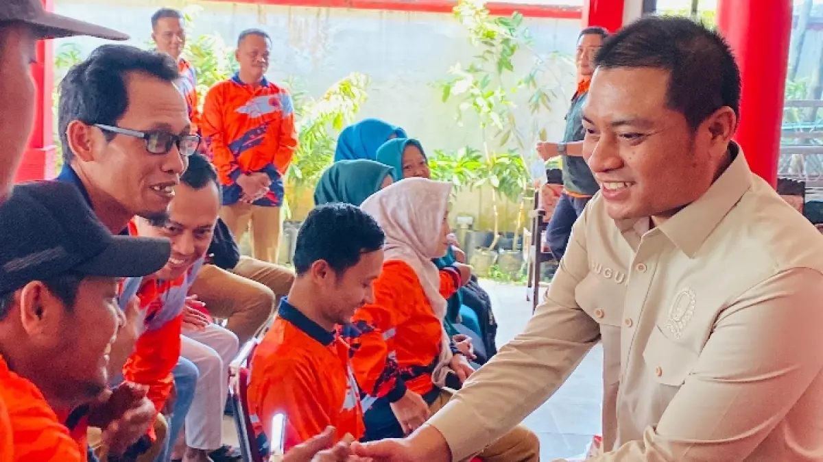 TANGGAP: Anggota DPRD Jawa Timur dari Daerah Pemilihan Malang Raya, Puguh Wiji Pamungkas, saat membuka Pelatihan Desa Tangguh Bencana yang digelar BPBD Provinsi Jawa Timur bersama BPBD Kabupaten Malang di Desa Ngembal, Kecamatan Wajak, Selasa (14/7).