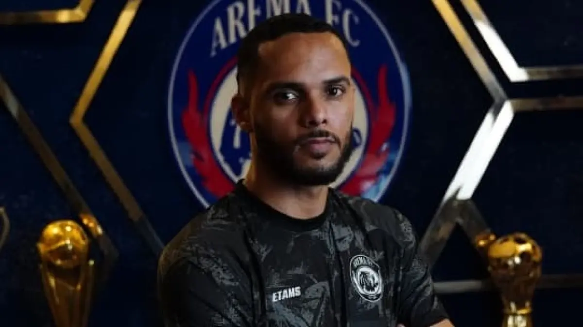Careca resmi berseragam Arema FC. (MO Arema FC)
