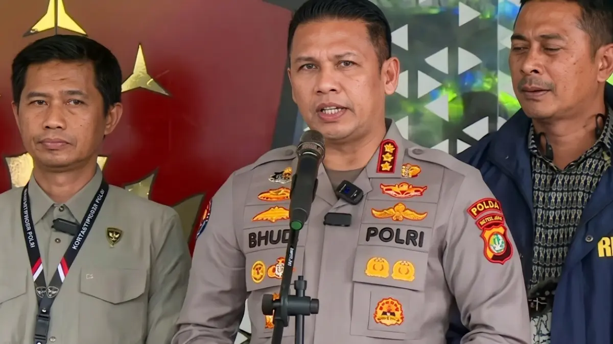 KONFERENSI PERS: Polri Sampaikan Hasil Pemeriksaan Barang Bukti dan Serahkan Penyidikan ke Kejagung (Sumber: Istimewa).