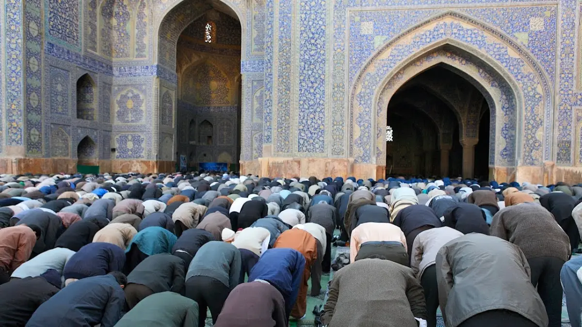 Potret Orang Beribadah Islam (Google)