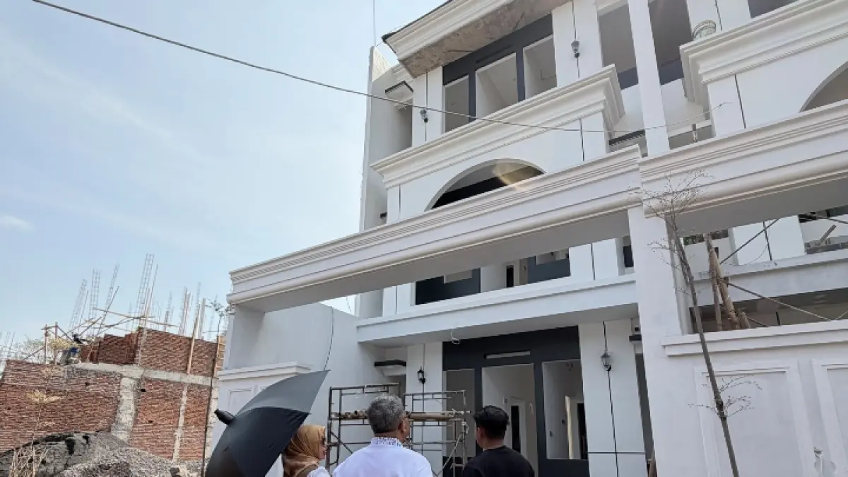 TERJAMIN: The Comfy Kost Soehat yang memiliki lokasi strategis dan desain fasad bangunan berkualitas.