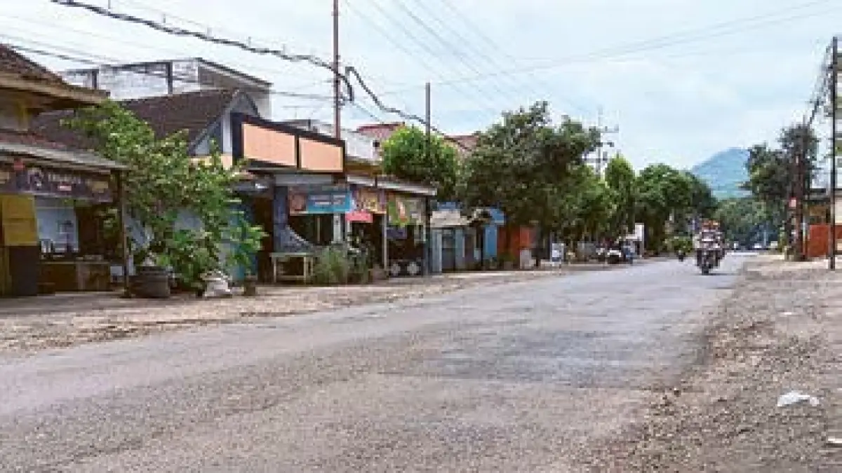 INFRASTRUKTUR: Jalur Kepanjen-Pagak masuk daftar ruas jalan yang diusulkan peningkatan melalui skema Inpres Jalan Daerah (IJD).