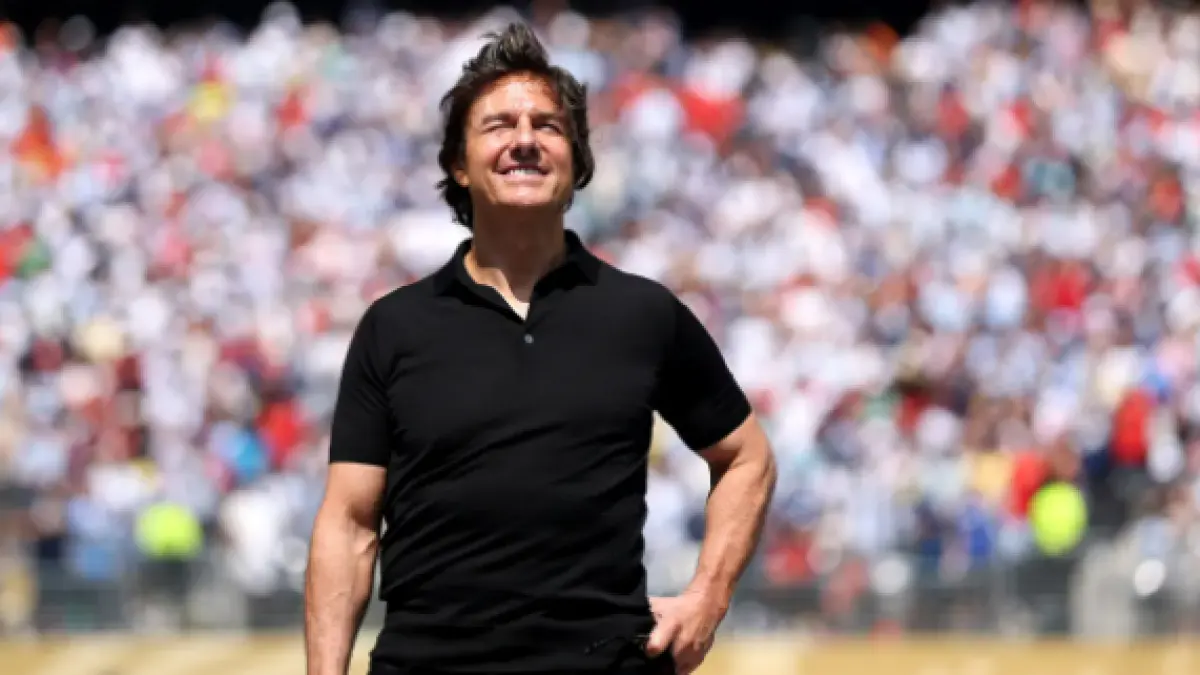 Tom Cruise memberikan pidato di piala dunia 2026 (Getty Images/Carl Recine)