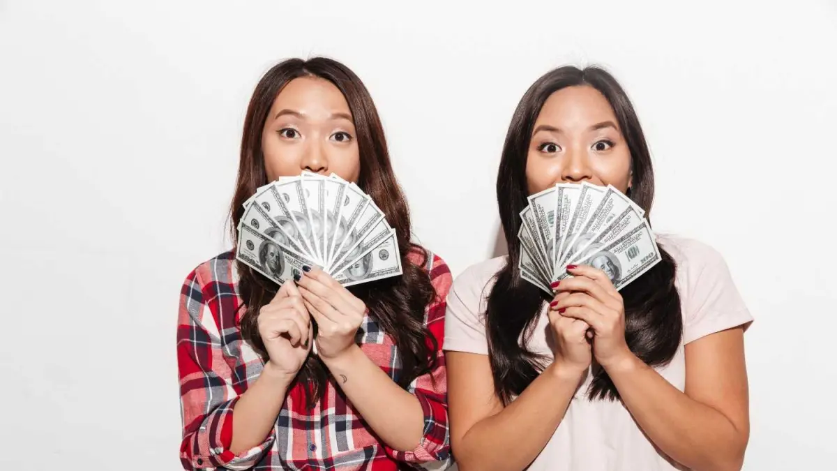 ILUSTRASI “in this economy” kini jadi ungkapan favorit Gen Z saat menolak pengeluaran (sumber foto: magnific)