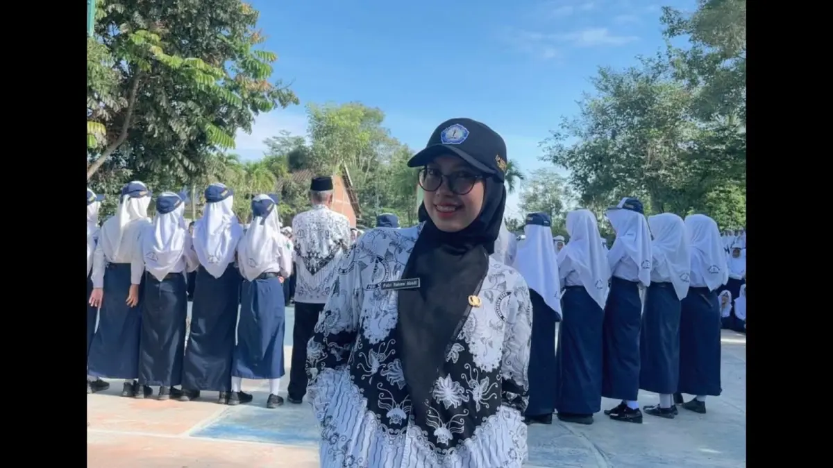 Putri Rahma Abadi, S.Pd., Gr, Guru SMPN 2 Turen