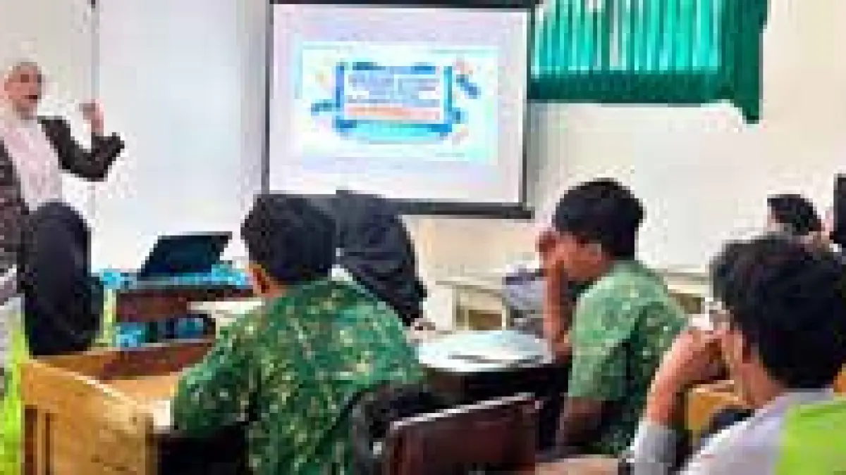 SEMANGAT: Para siswa baru MTs Ma’arif NU Kota Malang antusias mengikuti Masa Ta’aruf Murid Madrasah pada 13–15 Juli.