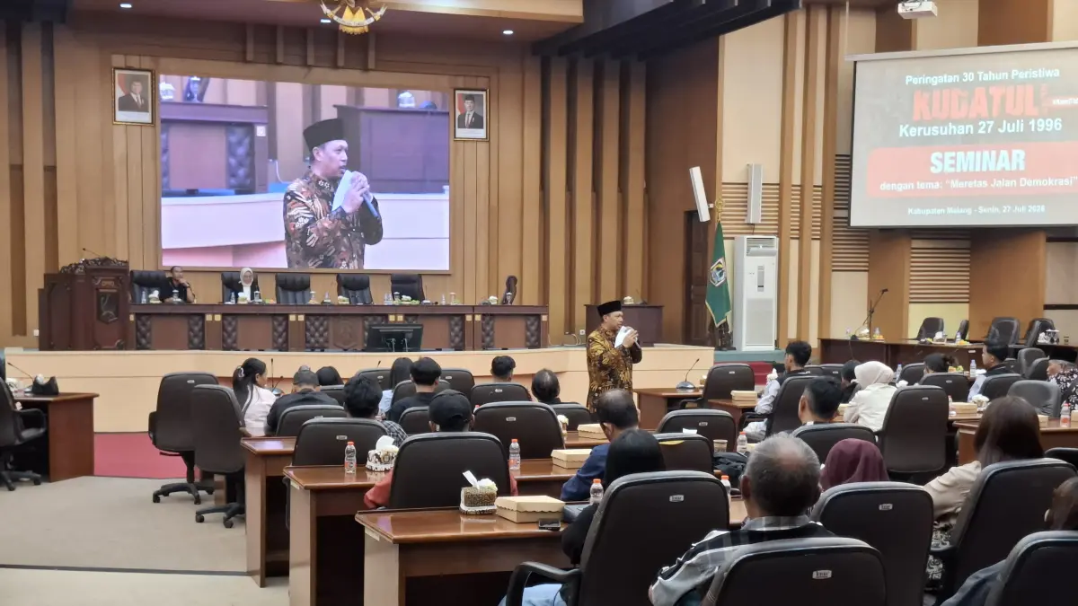 Suasana seminar peringatan Kudatuli. (Biyan Mudzaky Hanindito/Radar Malang)