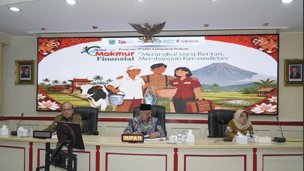 TEGAS: Bupati Malang H M. Sanusi saat memberi sambutan.
