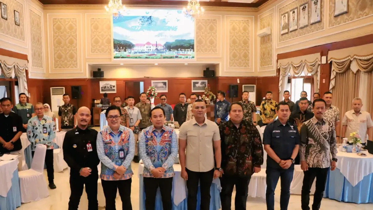 RAMAH: Kunjungan di Kantor Pusat Perumda Tugu Tirta dan disambut langsung oleh Direktur Utama Perumda Air Minum Tugu Tirta Kota Malang, Priyo Sudibyo, SE, S.Sos., MM, beserta jajaran manajemen.