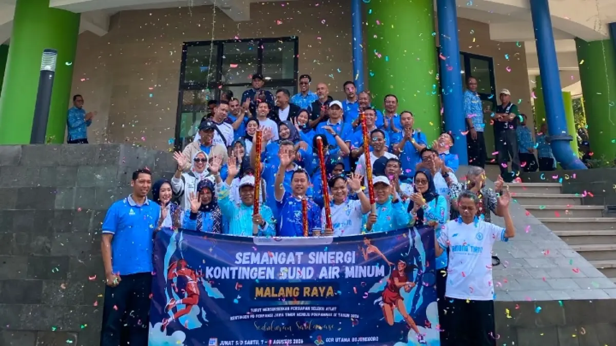 SEMANGAT: Perumda Minum Tugu Tirta Kota Malang, Perumda Tirta Kanjuruhan Kabupaten Malang, dan Perumda Among Tirto Kota Batu resmi diberangkatkan menuju kegiatan Persiapan Seleksi Atlet Kontingen PD PERPAMSI Jawa Timur.