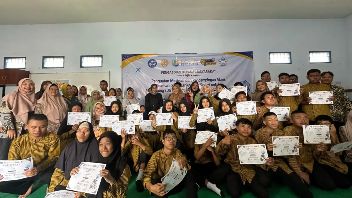 Universitas Negeri Surabaya (UNESA) Bersama Siswa Penyandang Disabilitas SLB BC Kepanjen, Kabupaten Malang