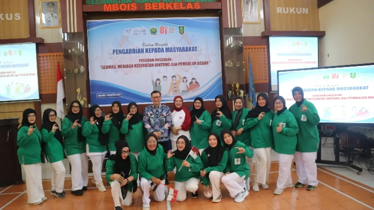 GERMAS: Pengabdian masyarakat yang digelar Ikatan Istri Dokter Indonesia (IIDI) Cabang Malang &nbsp;bekerja sama dengan Kecamatan Sukun, Jumat (7/8).
