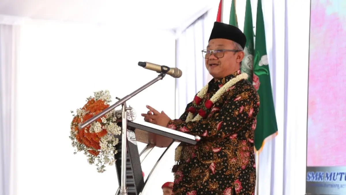 OPTIMISTIS: Menteri Pendidikan Dasar dan Menengah (Mendikdasmen) RI, Prof Dr Abdul Mu’ti, M.Ed saat memberi sambutan.